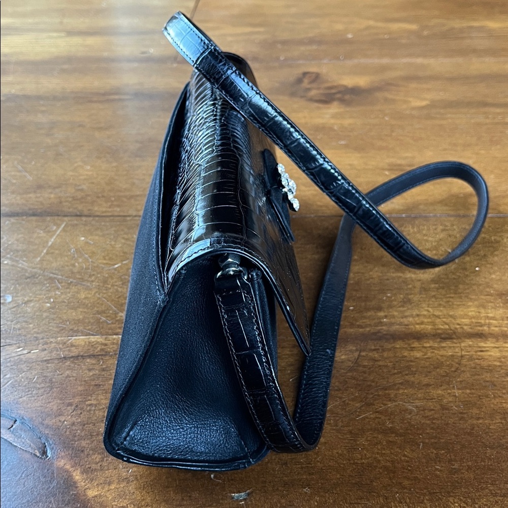 Brighton Vintage Black Clutch Purse with Detachable Shoulder Strap - Picture 7 of 15